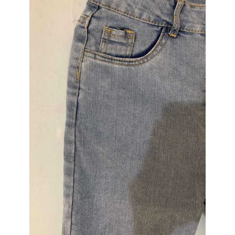 Quần jean loe