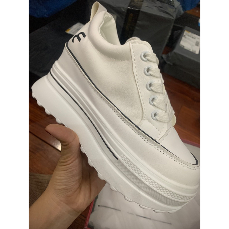 Giày thể thao đế độn 9cm