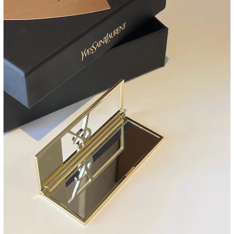 Gương Gập Trang Điểm Y$IL Small Mirror