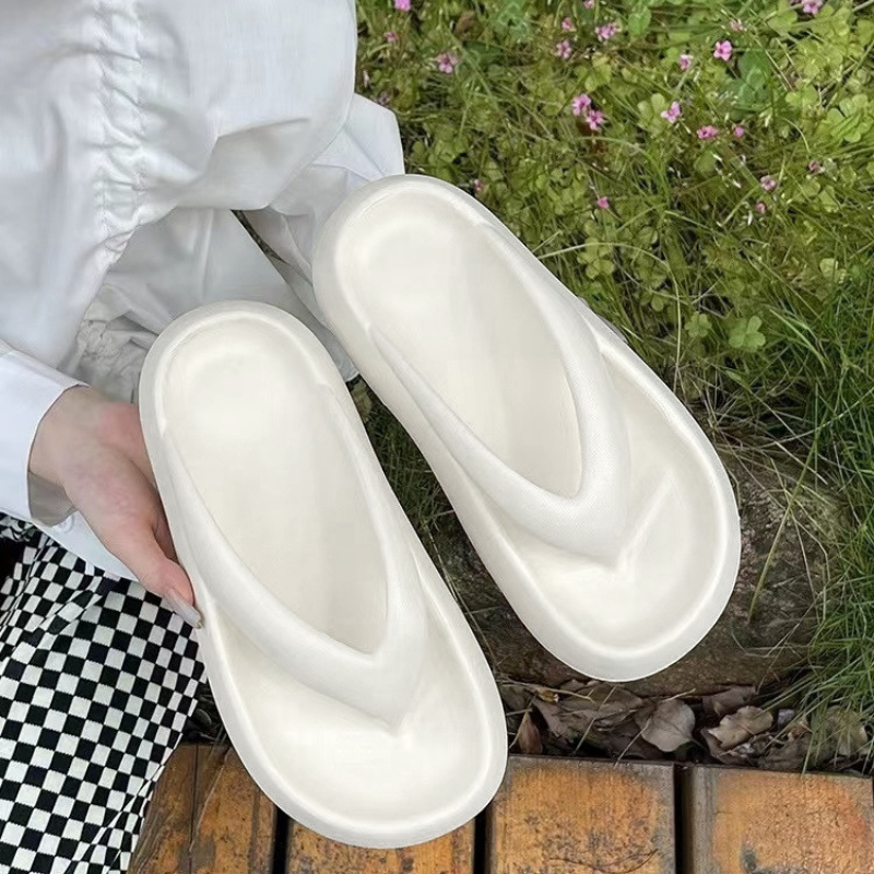 Dép xỏ ngón nữ đi biển đế bánh mì cao 4CM nhựa PVC êm nhẹ chống trơn trượt 3Fashion - 3270