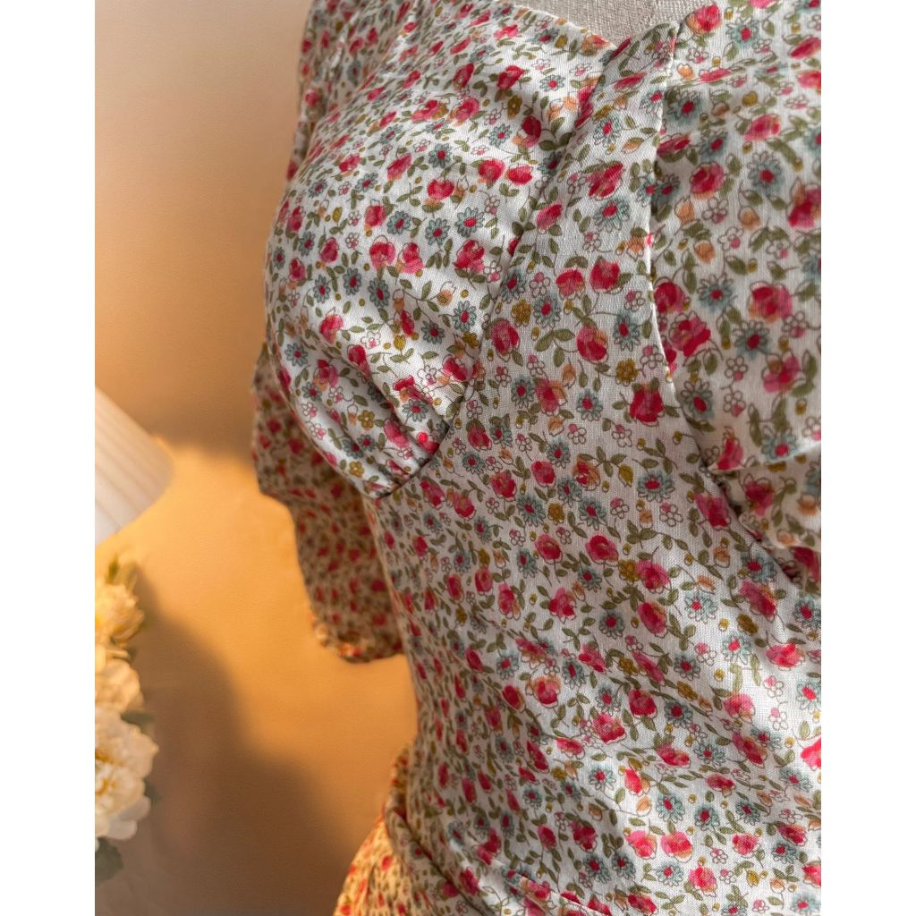 Mẫu đầm hot nhất năm phong cách tiểu thư tay bồng xẻ hông 2430