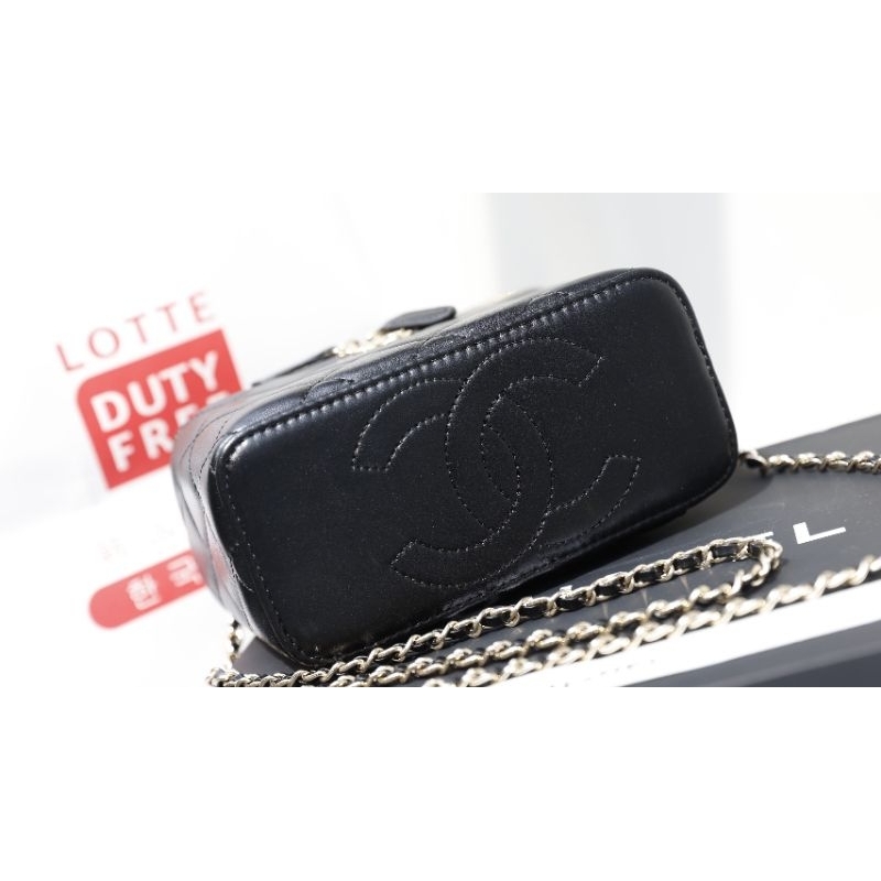 Túi xách nữ siêu siêu đẹp Vanity case quai kim loại mới nên trong có gương cực tiện