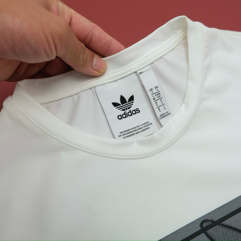 Áo Thun Unisex Nam Nữ Adidas Original Graphic Camo Tee