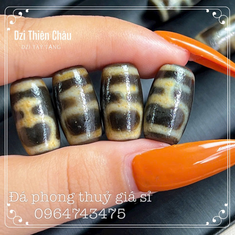 Mặt Dzi đá mã não Thiên Châu siêu vip lên vảy lên dầu tự nhiên nguyên khối hàng kiểm định