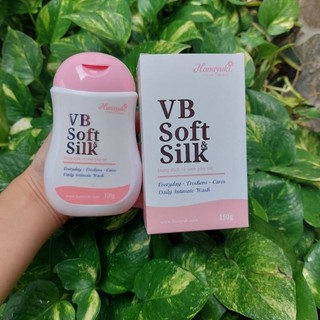 DUNG DỊCH VỆ SINH HANA SOFT SILK