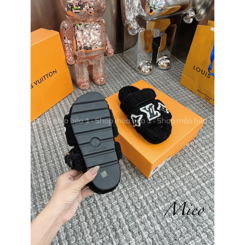 Dép lông lv hai quai ngang chữ thêu đáp xù fullbox