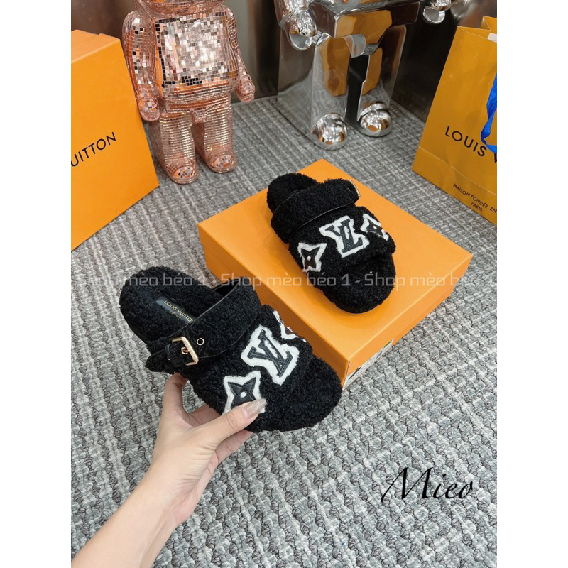 Dép lông lv hai quai ngang chữ thêu đáp xù fullbox