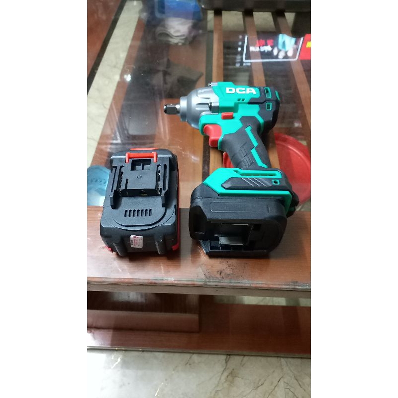 Đế dùng pin makita cho máy Dongcheng