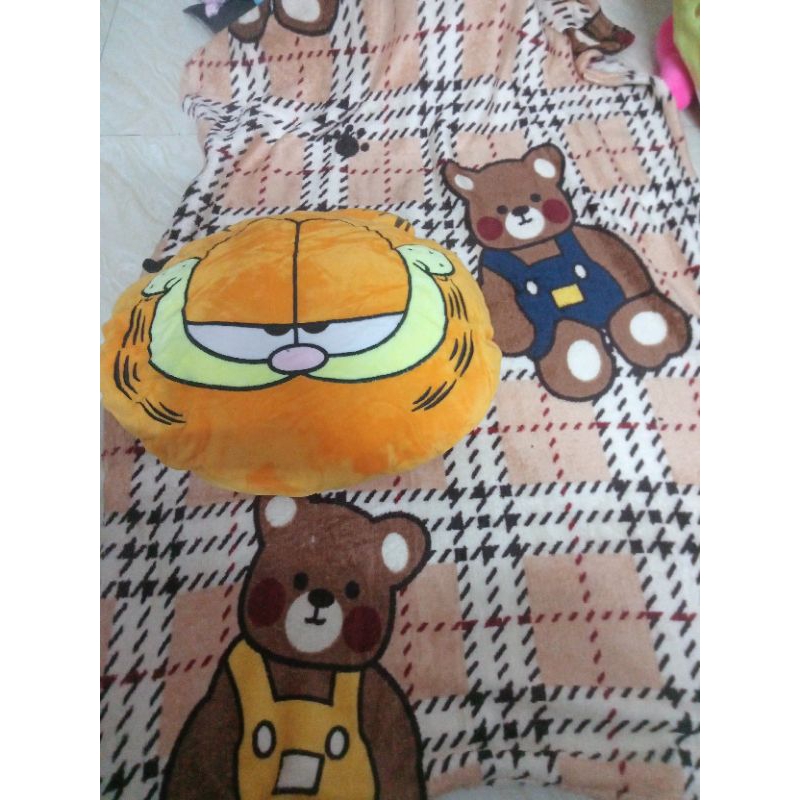 Gấu bông  có chăn mền