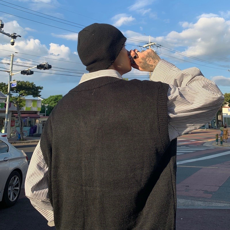 Áo gile unisex,chất len dệt kim thêu hình Bear 2 màu xám đen