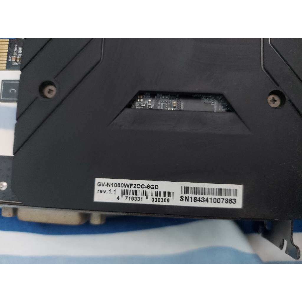 VGA đã qua sử dụng  nhiều hãng