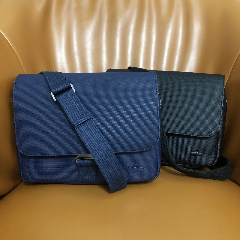 Túi đeo chéo lacoste mẫu mới nhất 2024