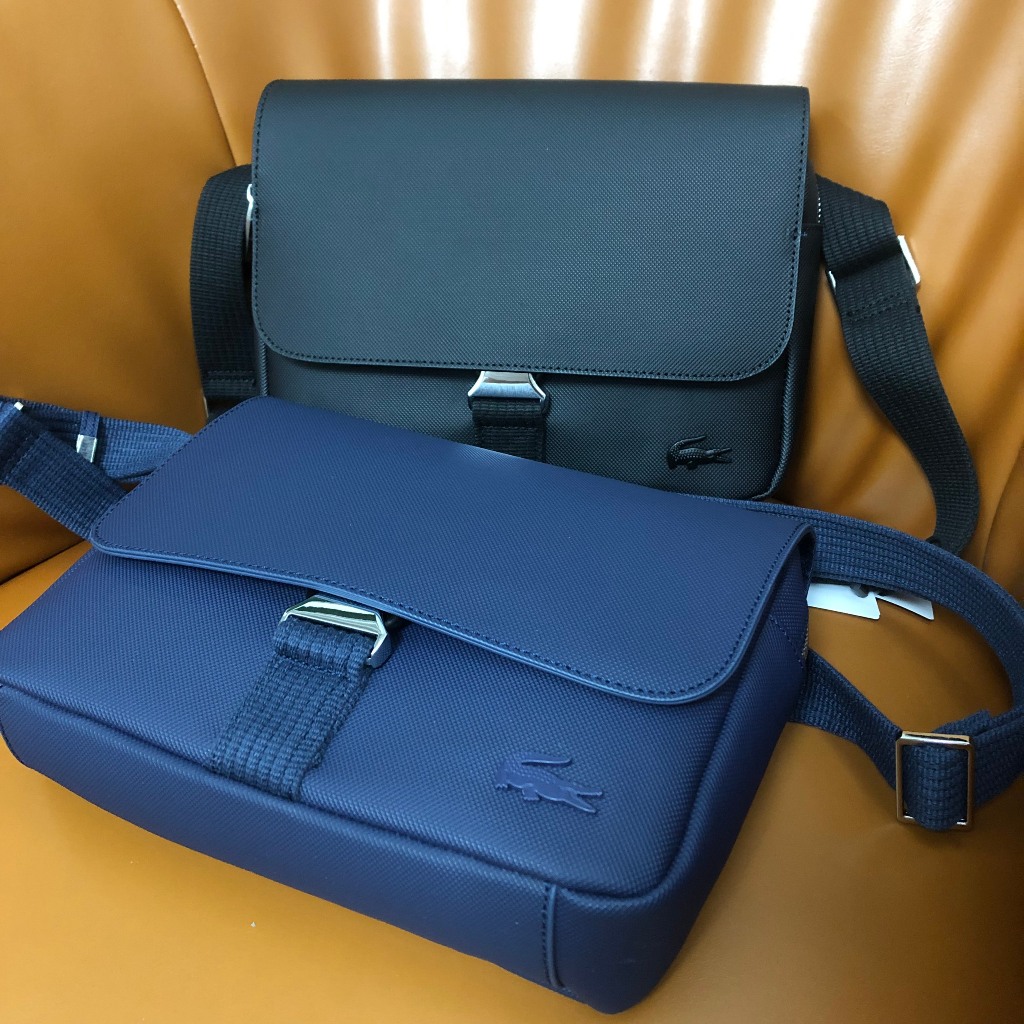 Túi đeo chéo lacoste phiên bản 2024
