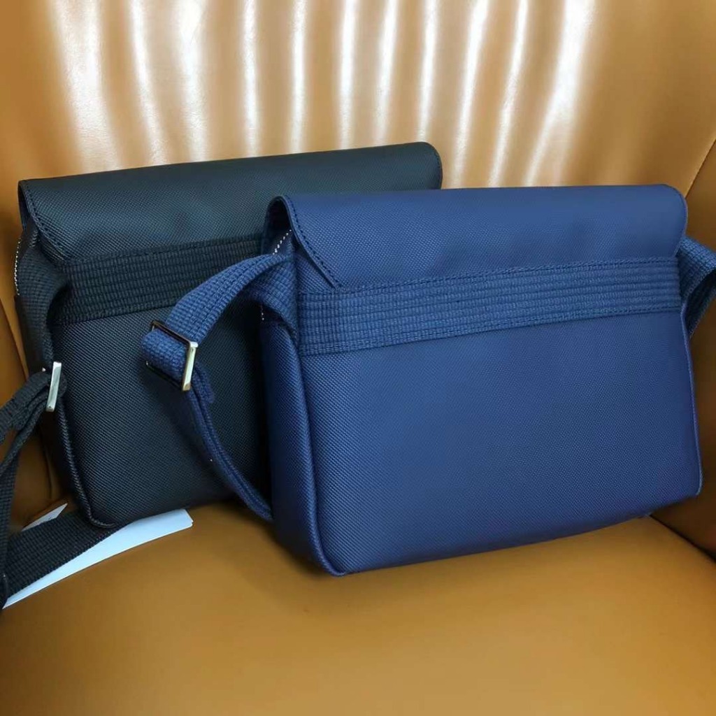 Túi đeo chéo lacoste phiên bản 2024