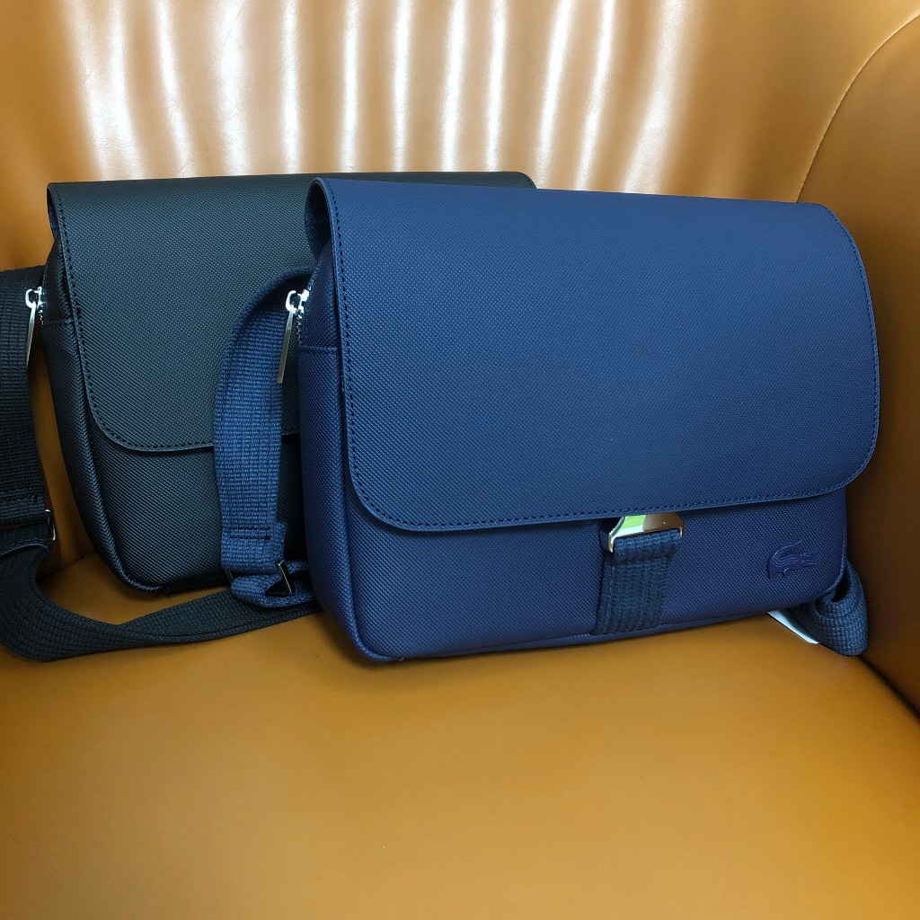 Túi đeo chéo lacoste phiên bản 2024