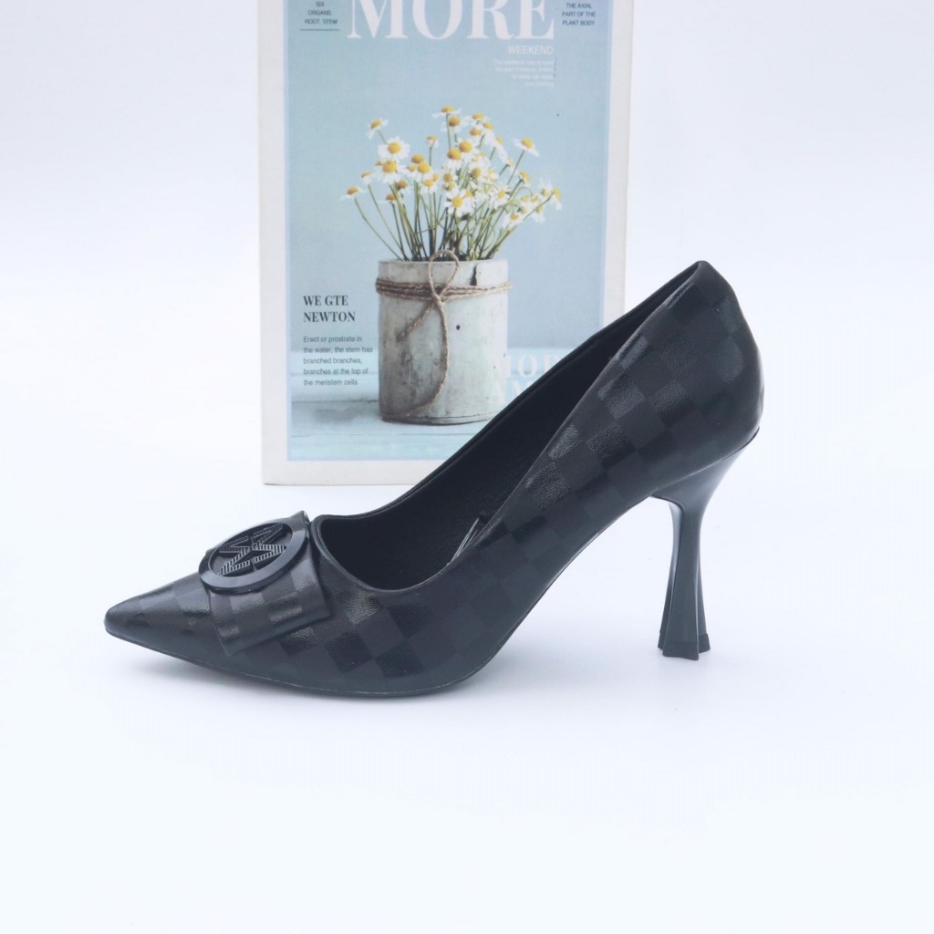 Giày Cao Gót Nữ HT.NeO Da Thật Êm Mềm , Gót Cao 8cm , Thiết Kế Kẻ Vân Sang Trọng GC12