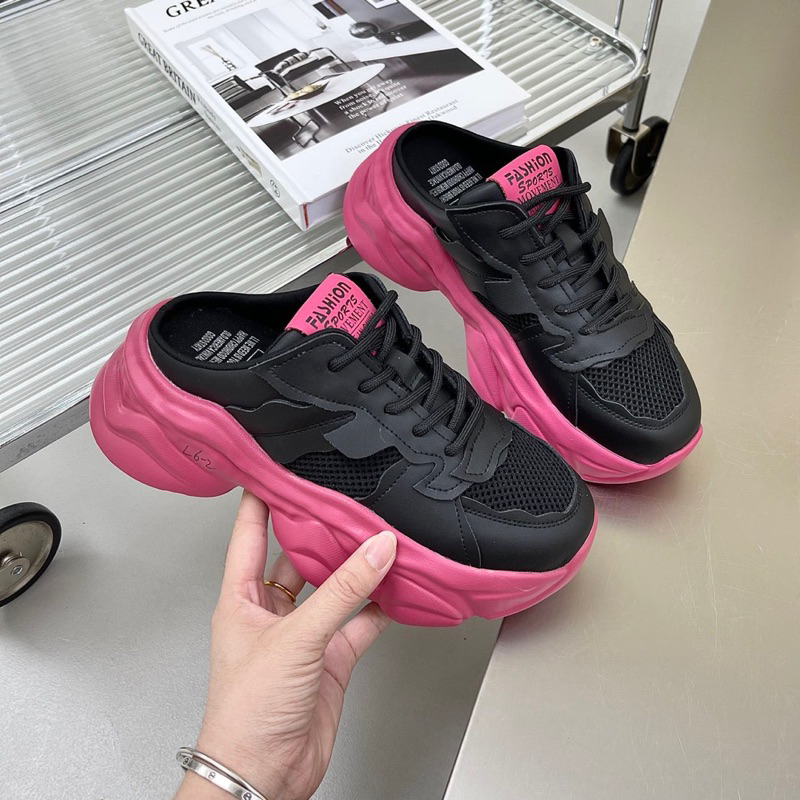 Sục thể thao nữ đế bánh mỳ màu hồng mới hót năm 2023- Kèm video thật