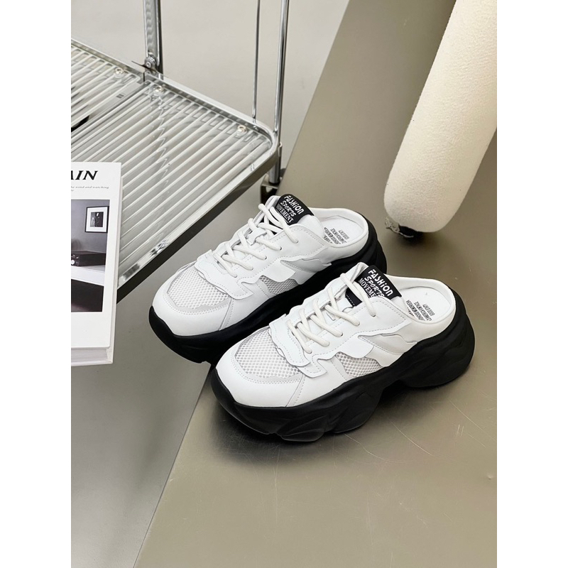 Sục thể thao nữ đế bánh mỳ màu hồng mới hót năm 2023- Kèm video thật