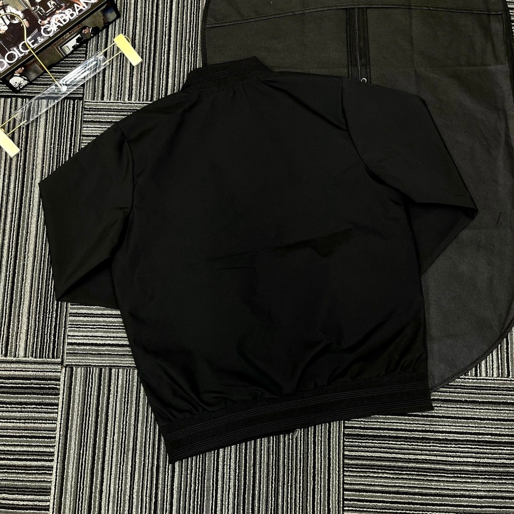 Áo Khoác Gió Đê Gờ Thêu Logo Sắc Nét Bản Siêu Cấp