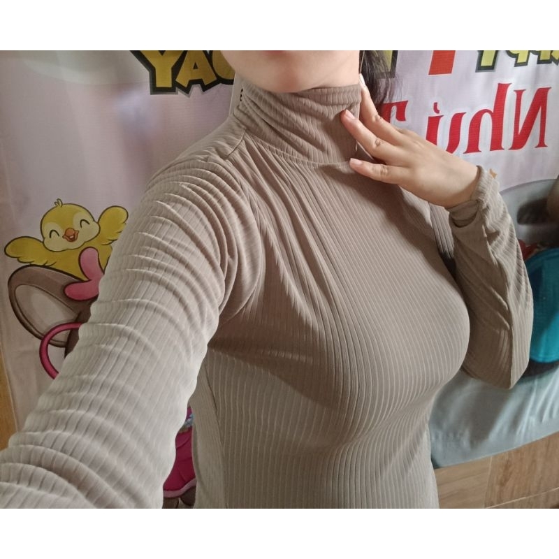 Áo Ủ Kem, Cổ loạ tay dài