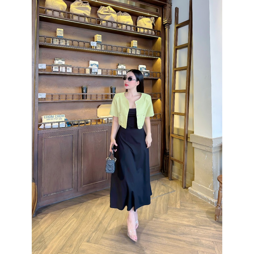 SET ĐẦM ĐEN 2 DÂY MIDI + ÁO KHOÁC XANH BỐ DẠ XỐP CROPTOP NÚT
