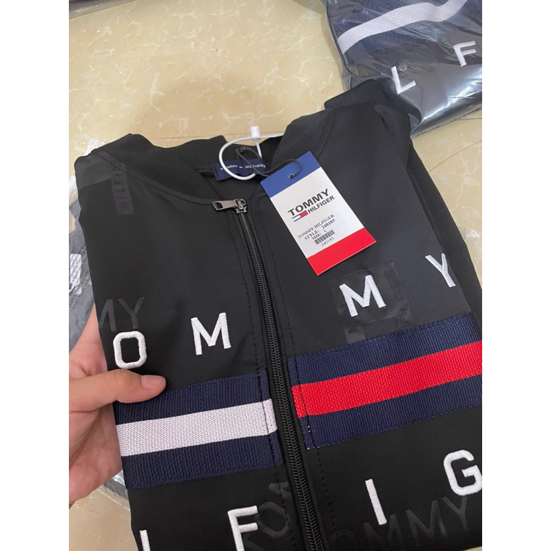 Bomber Tomy New SS23 Chuẩn Loại 1 New Nam Nữ🔥🔥🔥
