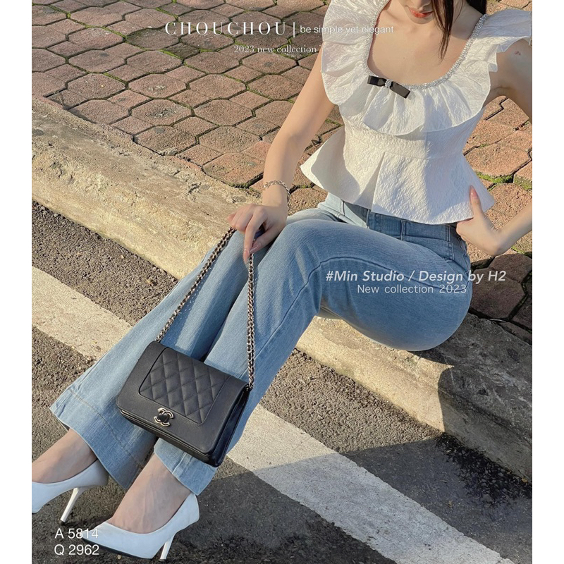 Áo Thô Ren Cổ Bèo Đính Đá Nơ Ngực MIN • Melanie Boutique