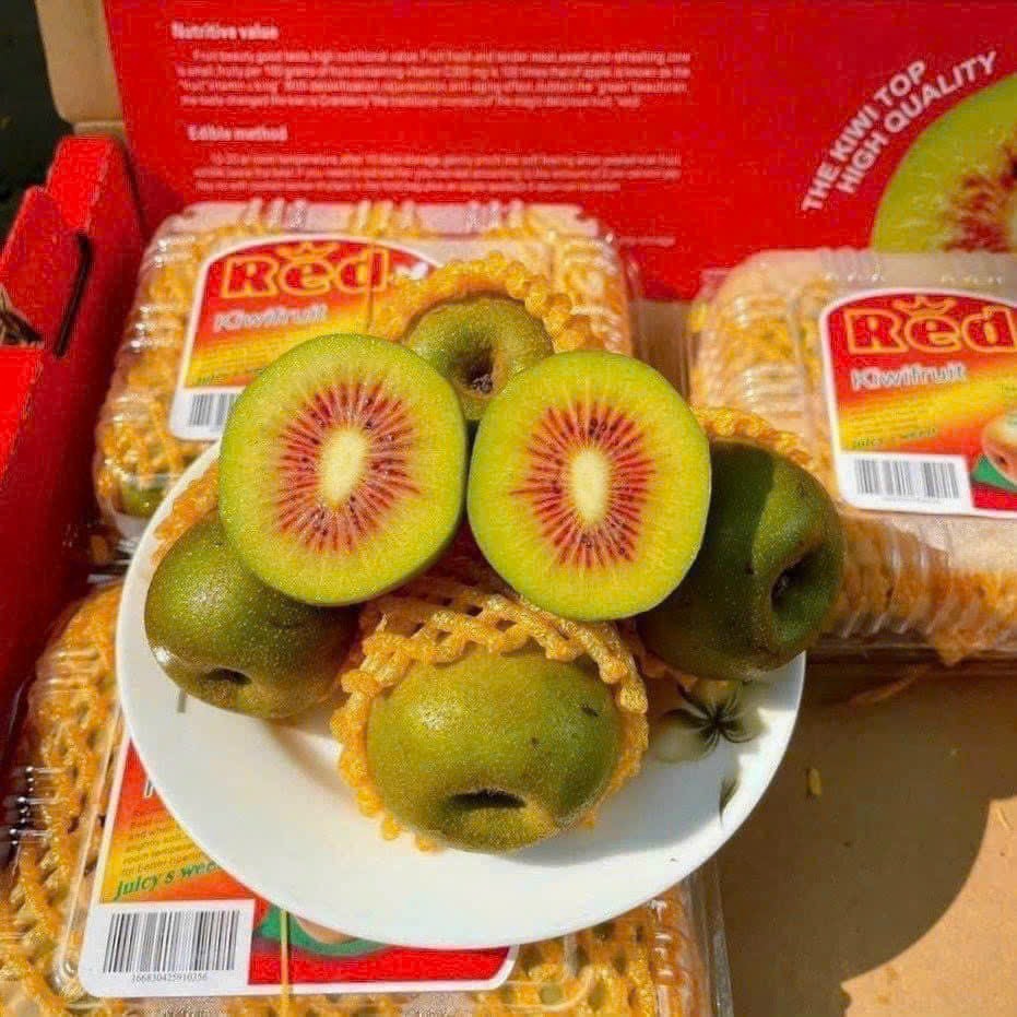 Hộp 4/5 quả Kiwi đỏ