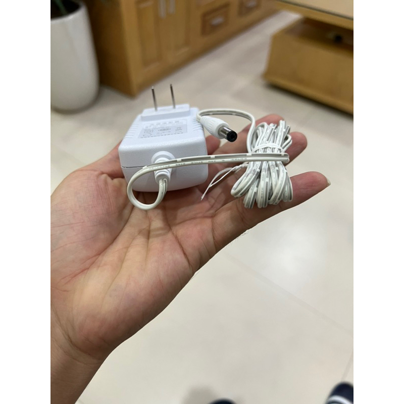 Sạc 13.5v loa kéo