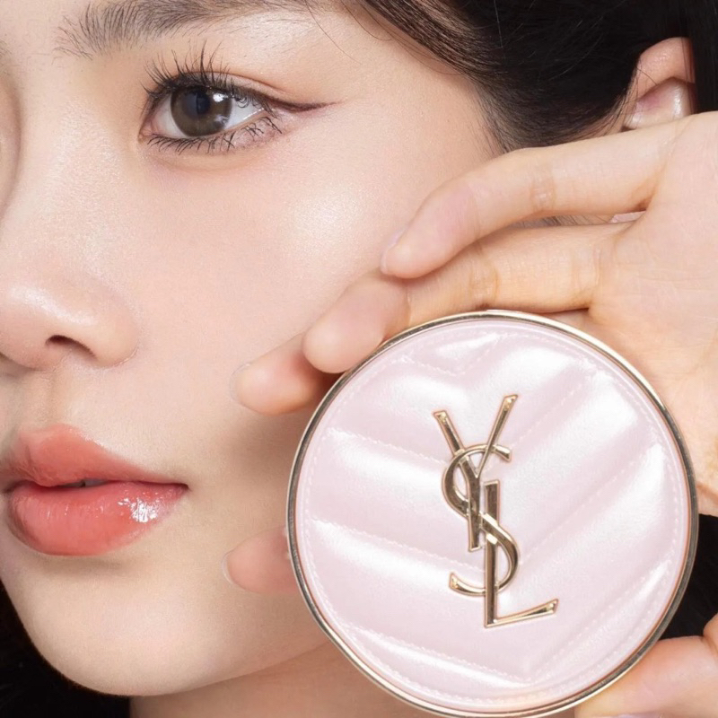 Phấn nước YSL Le Cushion Encre De Peau Fushion Ink Foundation