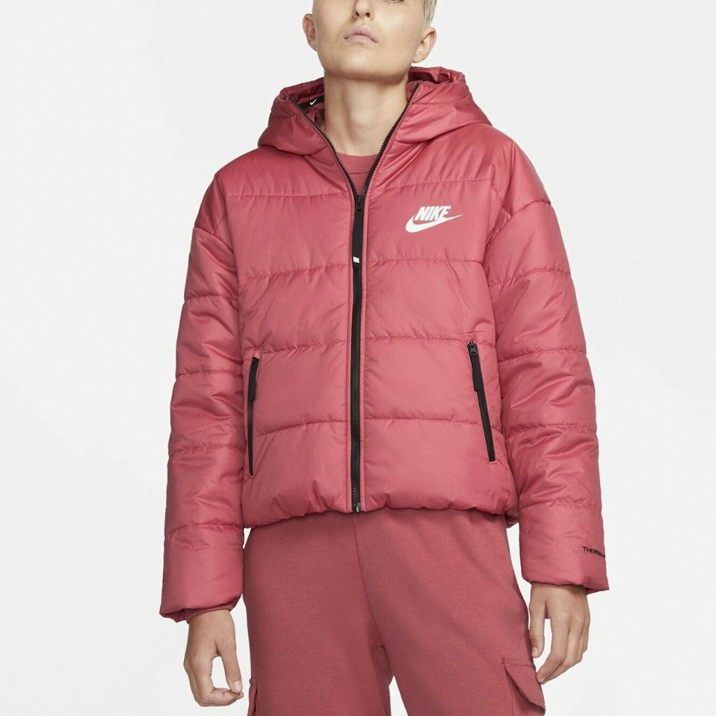 [ HÀNG CHÍNH HÃNG ] ÁO KHOÁC NIKE THERMA HOODED PUFFER PLUS JACKET - RAW PINK