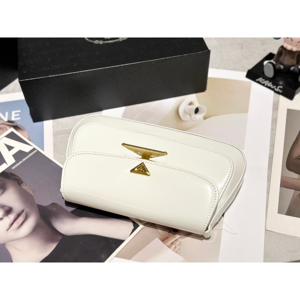 TÚI PRADA SZ24 DA BÓNG