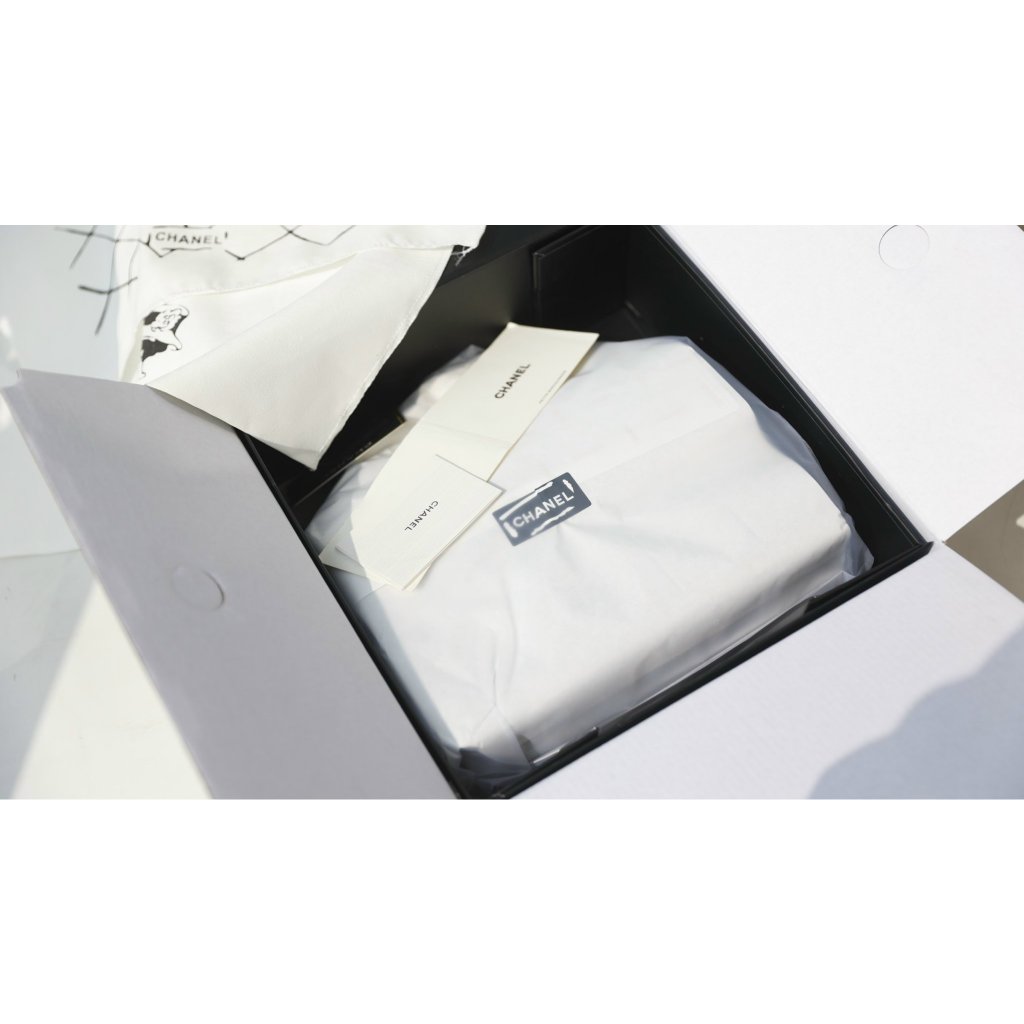 TÚI CHA NEO TRENDY QUAI XÁCH LOGO NỔI SZ24 DA THẬT