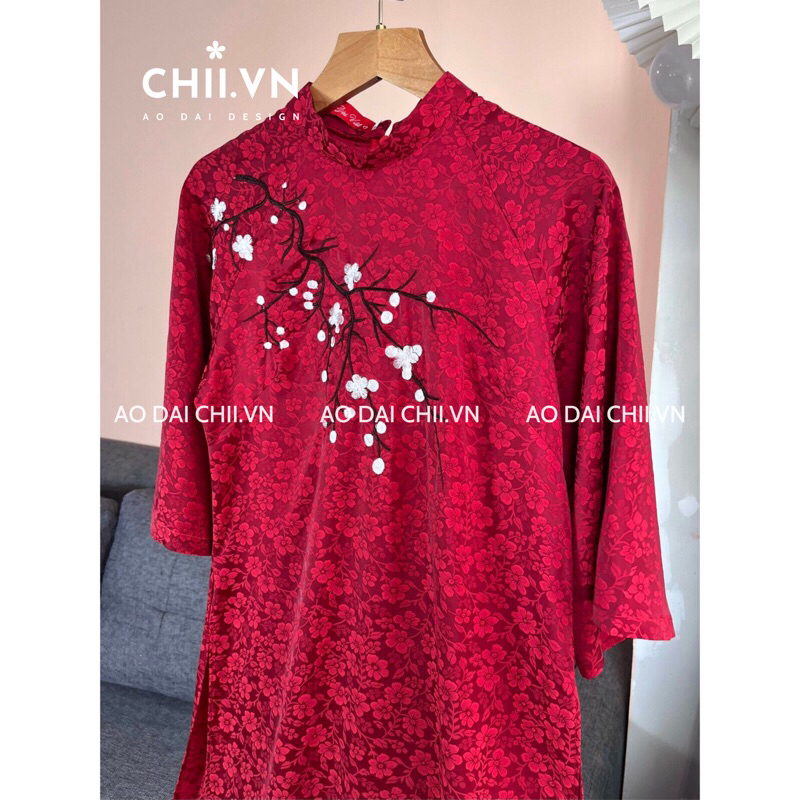 Áo Dài Cách Tân Mai Chi Dáng Suông Màu Đỏ