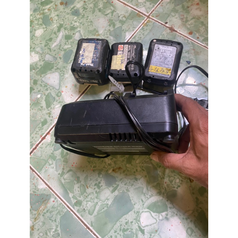 Pin sạc makita 12v max