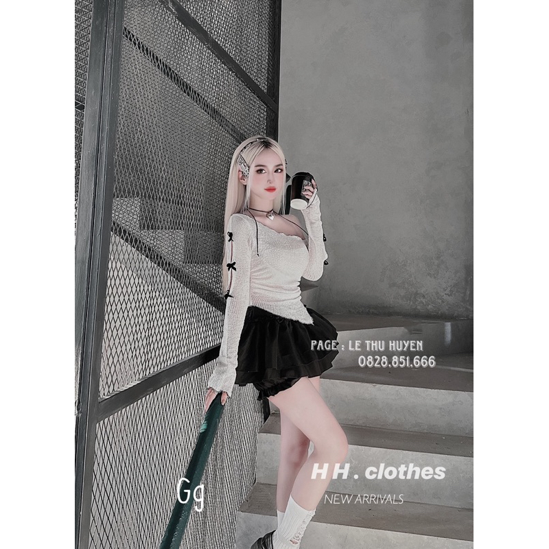 Set áo trễ vai vạt xéo đính nơ kèm chân váy xòe - Bộ 2 món áo trễ vai xốp đính nơ kèm chân váy
