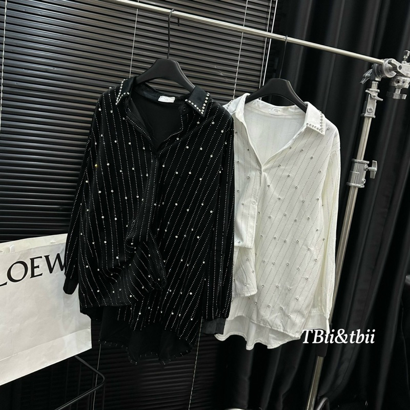 Áo Sơmi Đính Đá Viền Cổ Hot Hit