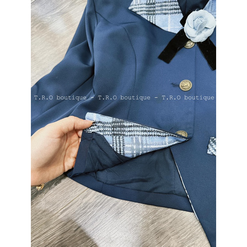 Sét chân váy kẻ