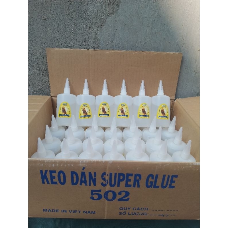 Keo 502 chai trung 200g