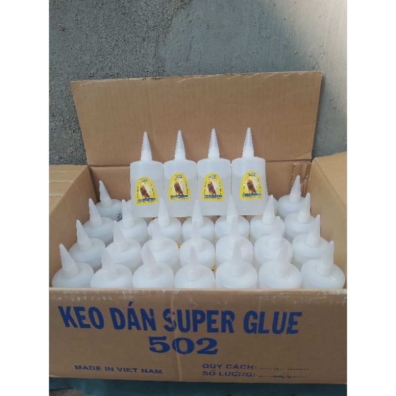 Keo 502 chai trung 200g