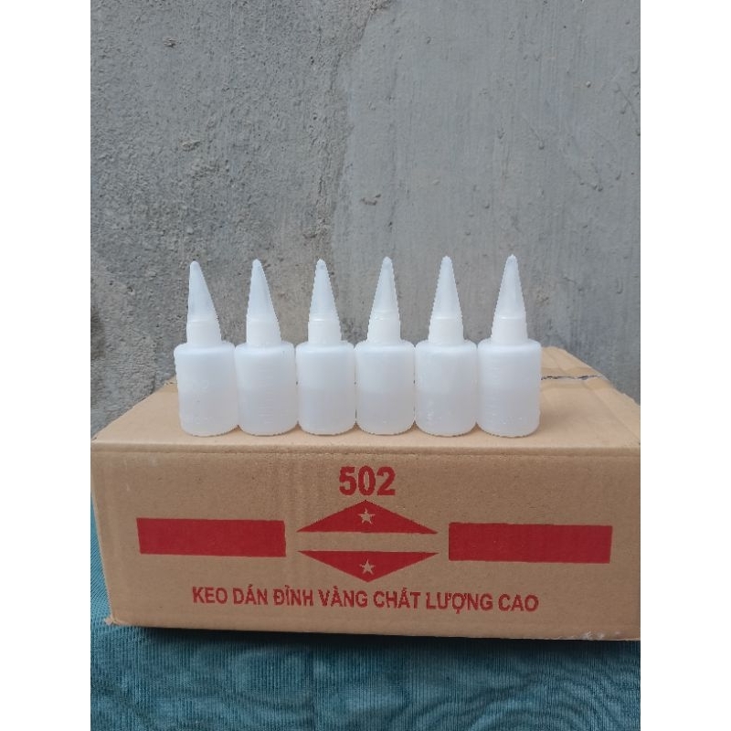 Keo 502 siêu dính hiệu đỉnh vàng