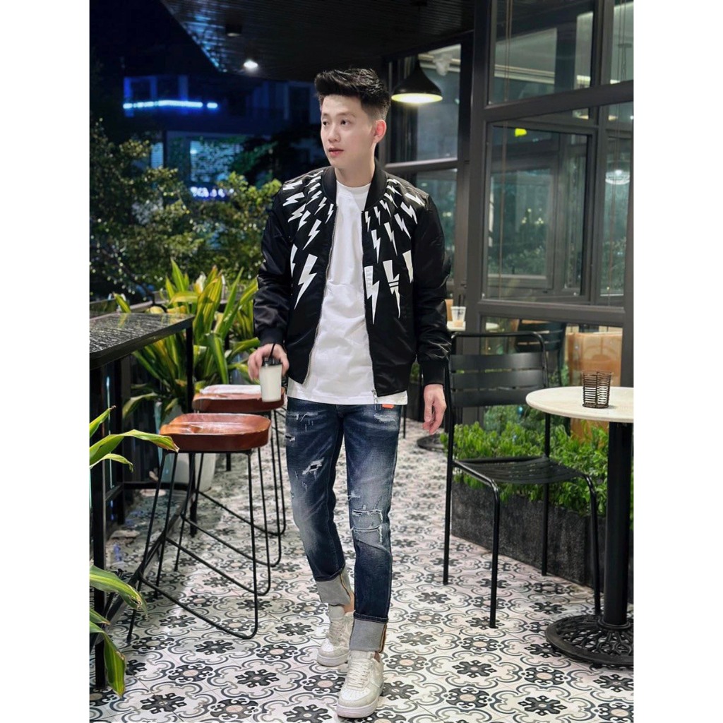 Áo khoác Gió Nam Nữ Siêu Cấp Neil Barrett In Họa Tiết Tia Sét Trước Ngực, Thời Trang Nam Siêu Cấp New 2023