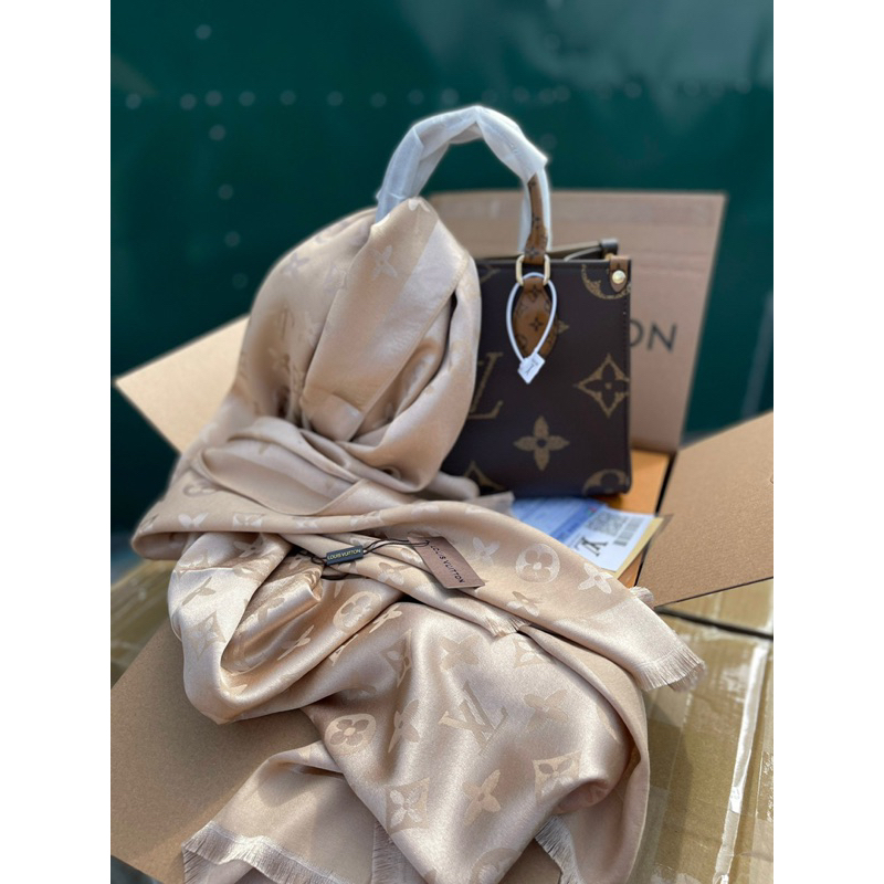 Khăn Choàng L. v Đũi Lụa Cao Cấp 190x80cm