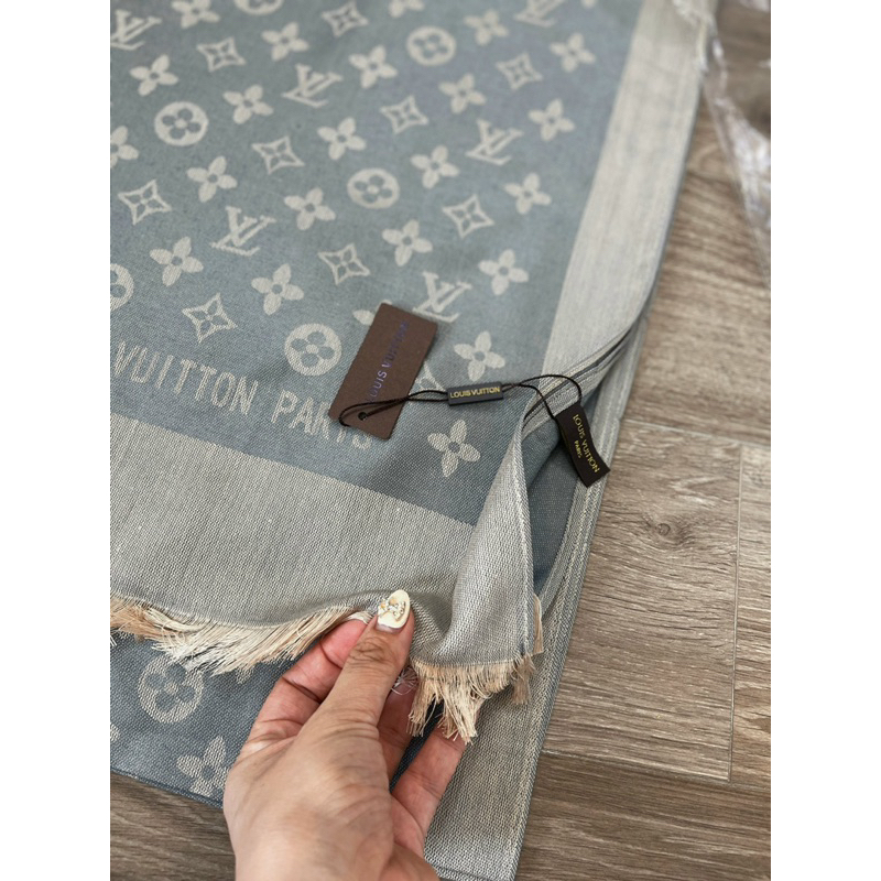 Khăn Choàng L. v Đũi Lụa Cao Cấp 190x80cm