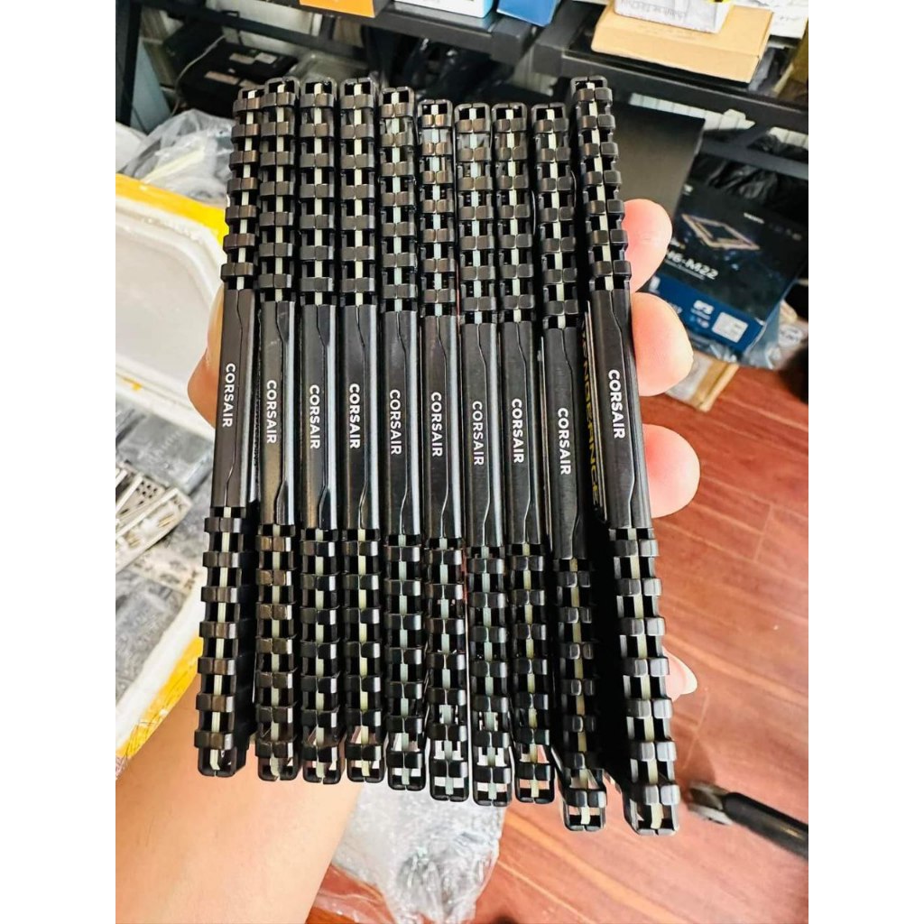 Ram corsai 16gb drr4 bus 2666 chính hãng
