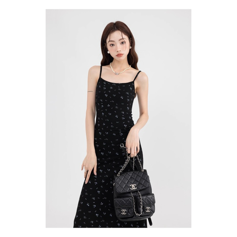 Hoodie kim sa đính đá tim-Váy cotton co giãn in hoa