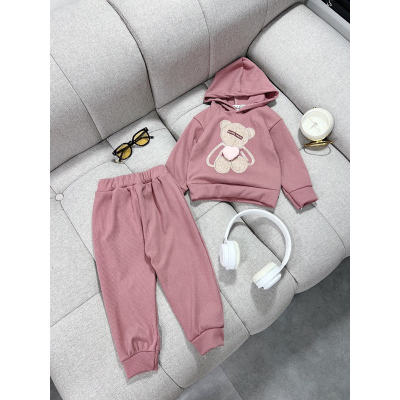 Bộ tăm nhung mũ gấu tim bé gái