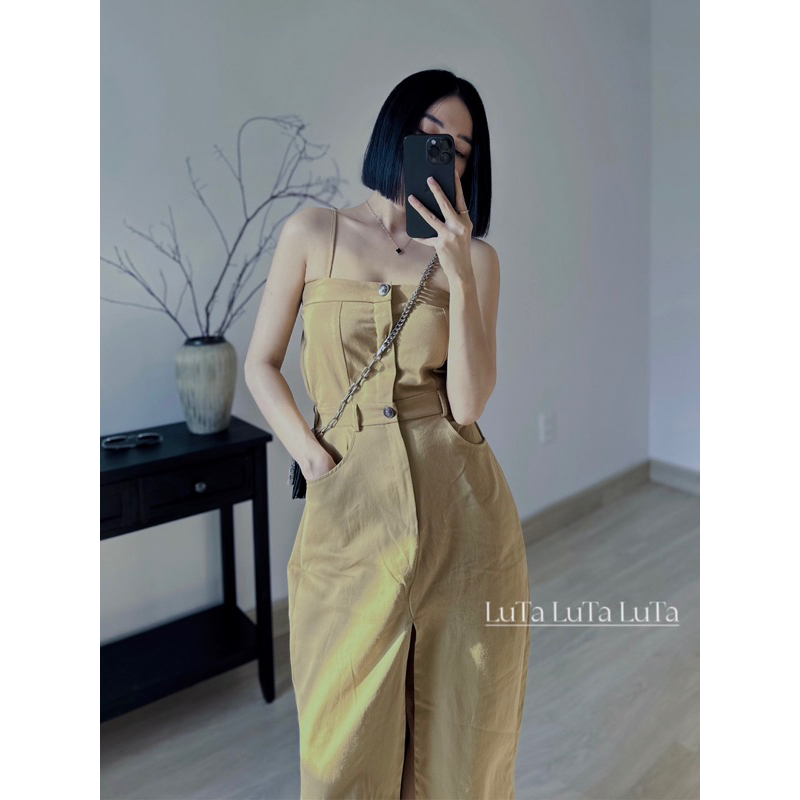 VÁY NÂU XẺ TÀ TRƯỚC