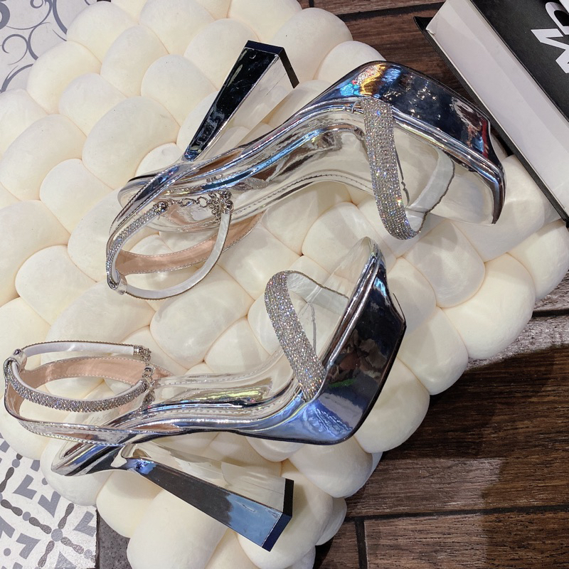 Giày cao gót quai ngang xoàn