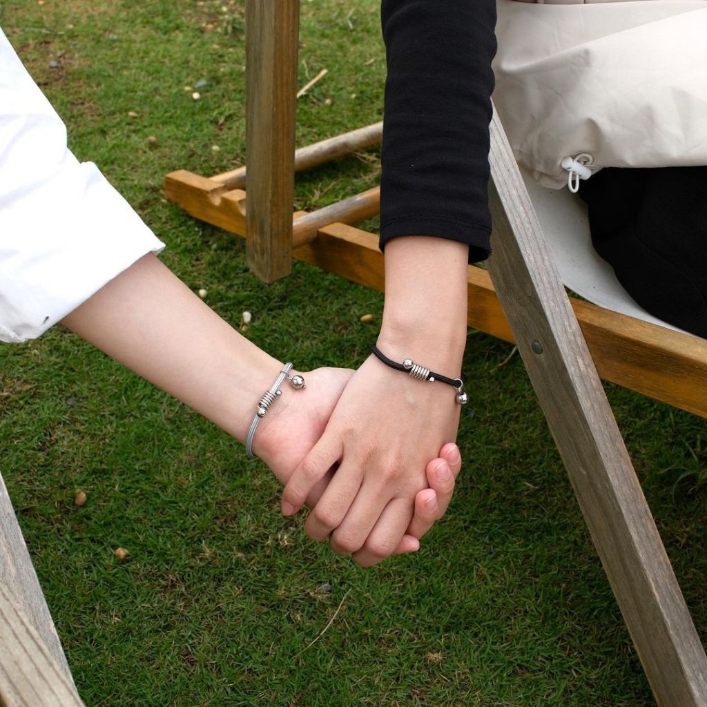 Vòng tay Quấn Quýt